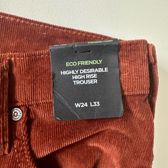 SILVER JEANS CO Highly desirable trousers- rust, corduroy - Picture 6 of 8